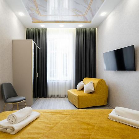 לבוב Rynok Square City Center Two Bedroom Apartment! מראה חיצוני תמונה