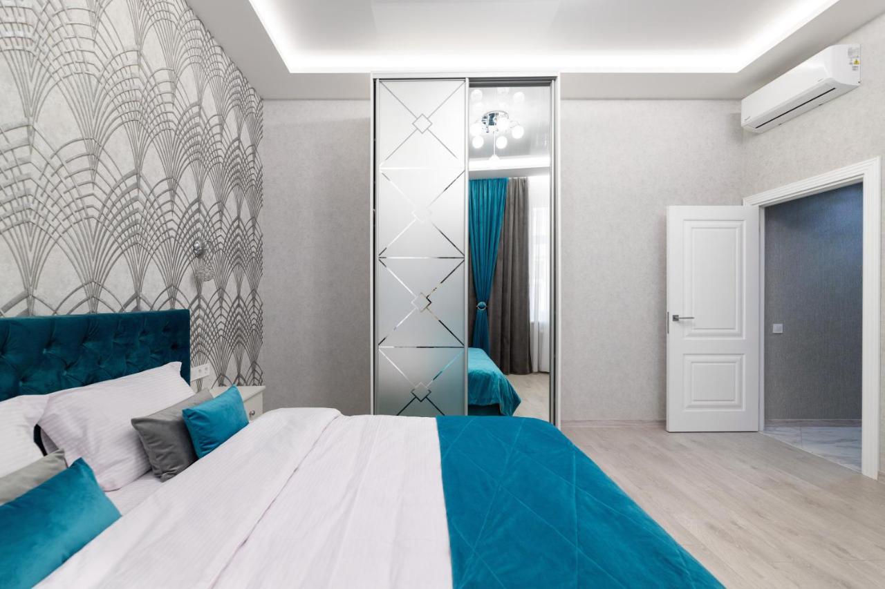 לבוב Rynok Square City Center Two Bedroom Apartment! מראה חיצוני תמונה