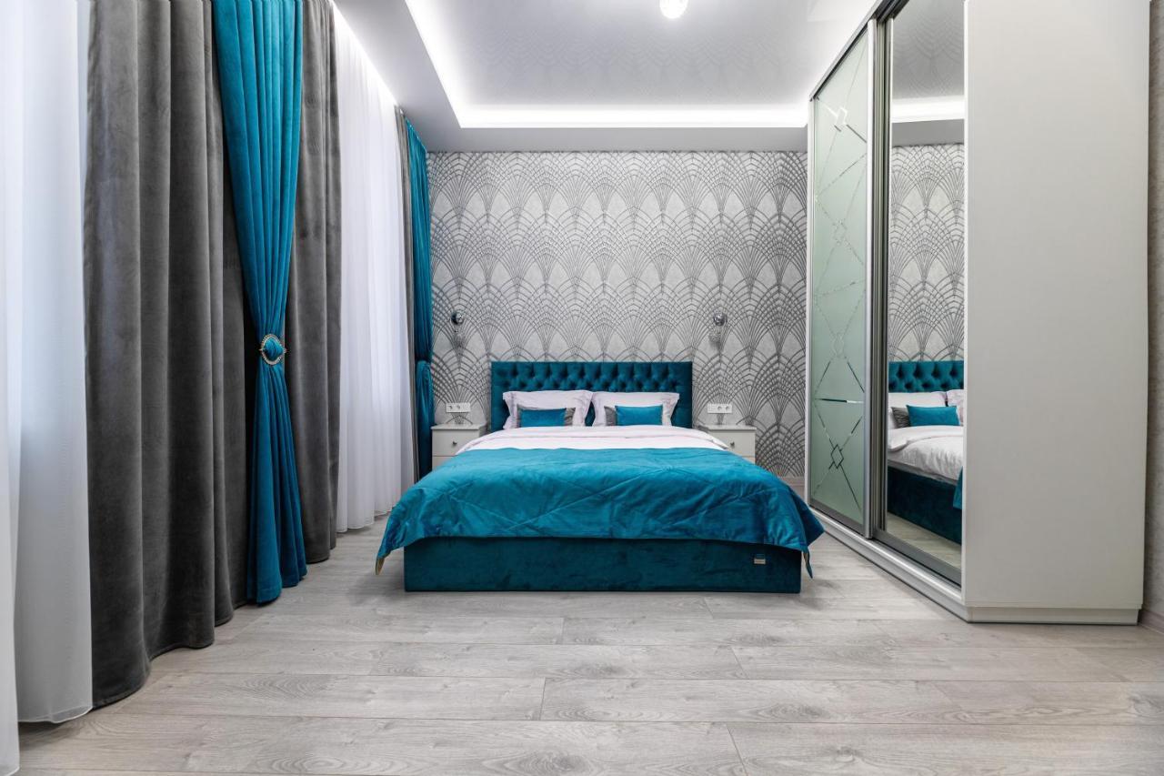 לבוב Rynok Square City Center Two Bedroom Apartment! מראה חיצוני תמונה