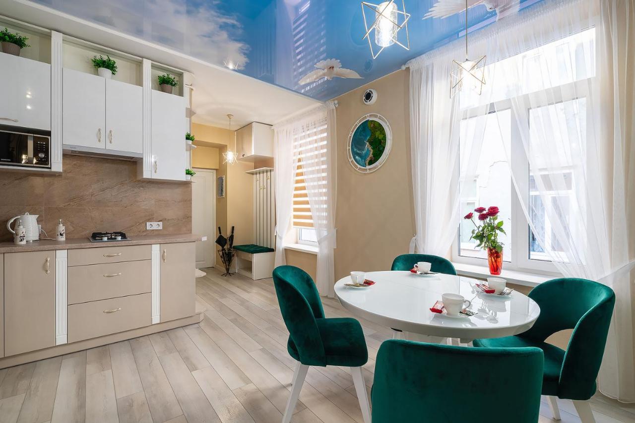 לבוב Rynok Square City Center Two Bedroom Apartment! מראה חיצוני תמונה