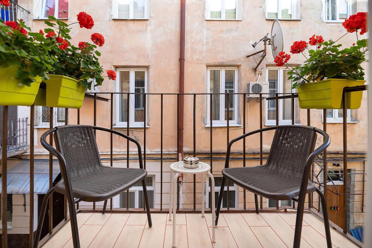 לבוב Rynok Square City Center Two Bedroom Apartment! מראה חיצוני תמונה