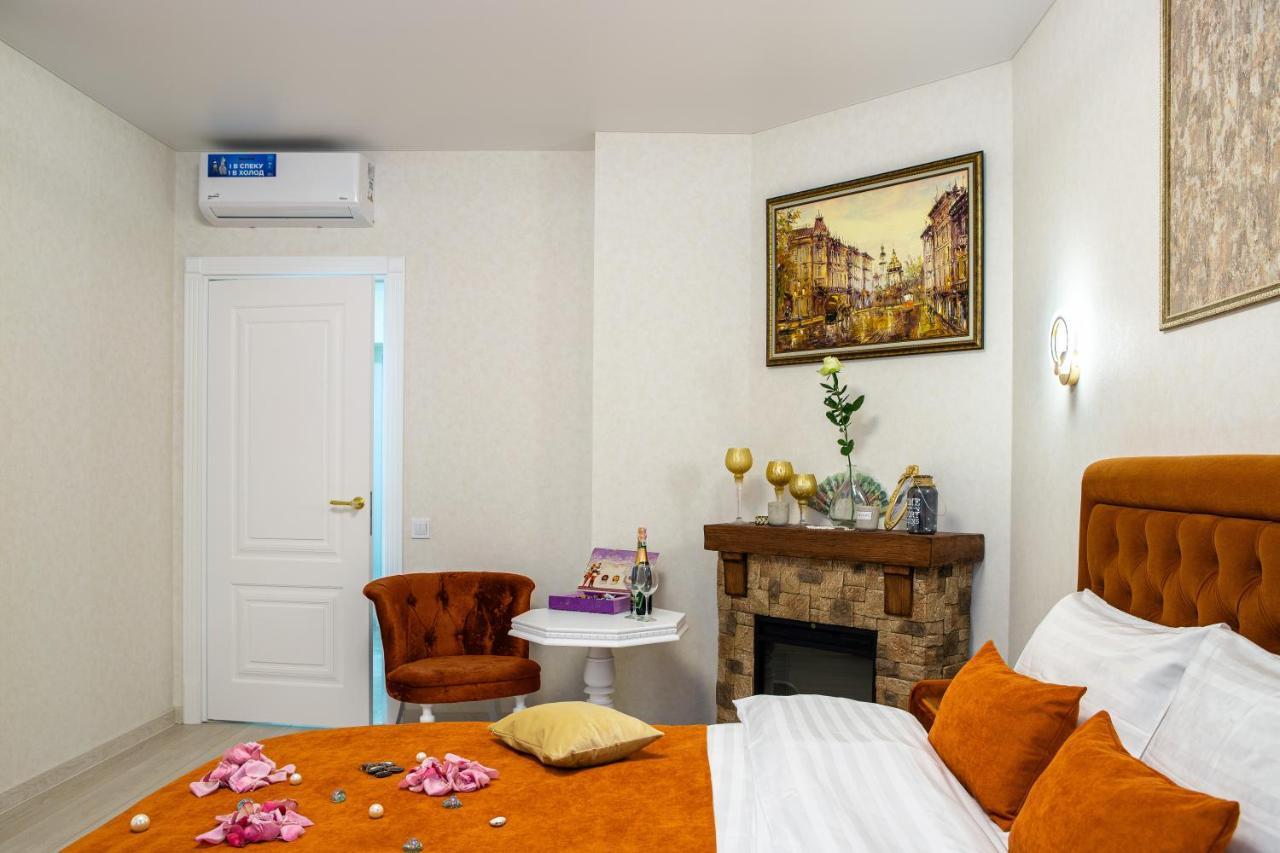 לבוב Rynok Square City Center Two Bedroom Apartment! מראה חיצוני תמונה