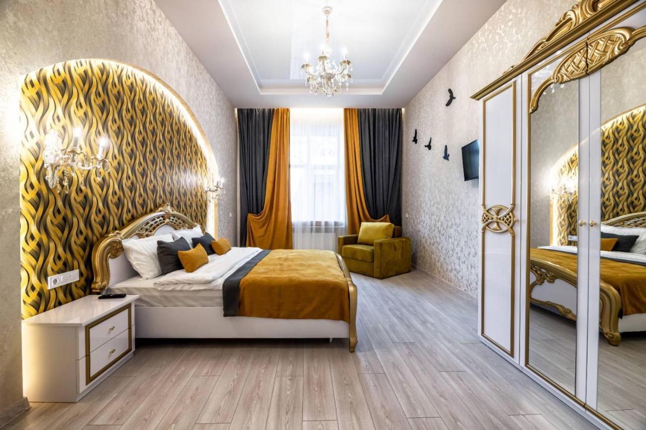 לבוב Rynok Square City Center Two Bedroom Apartment! מראה חיצוני תמונה
