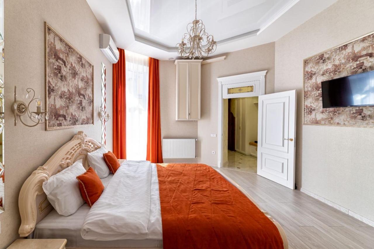 לבוב Rynok Square City Center Two Bedroom Apartment! מראה חיצוני תמונה